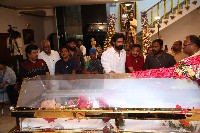 Celebs Pays Tribute to Super Star KrishnaCelebs Pays Tribute to Super Star Krishna